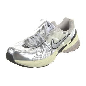 Nike V2k RUN Gray and Black Running Shoes size 9